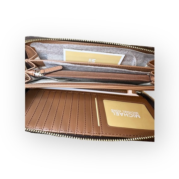 Michael Kors Jet Set Travel Large Brown Monogram Continental Wallet NWT - Picture 5 of 12